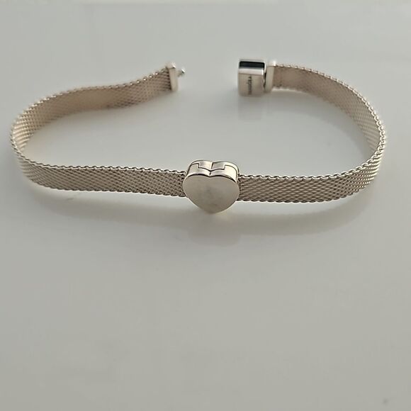 Pandora Authentic Mesh Bracelet With Heart Charm Gold - Picture 9 of 16